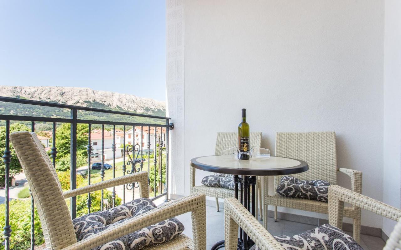 Apartments With A Parking Space Baska, Krk - 18808 Baška Exterior foto