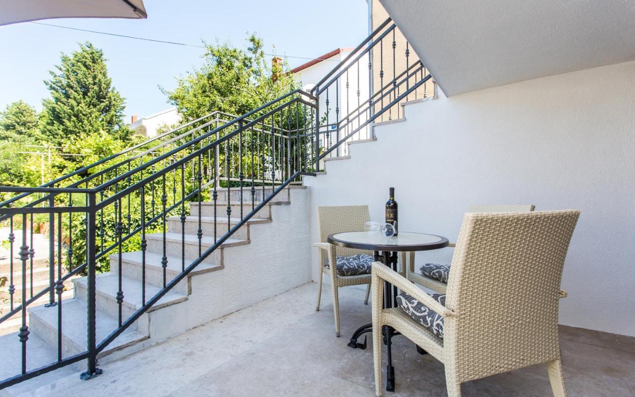Apartments With A Parking Space Baska, Krk - 18808 Baška Exterior foto